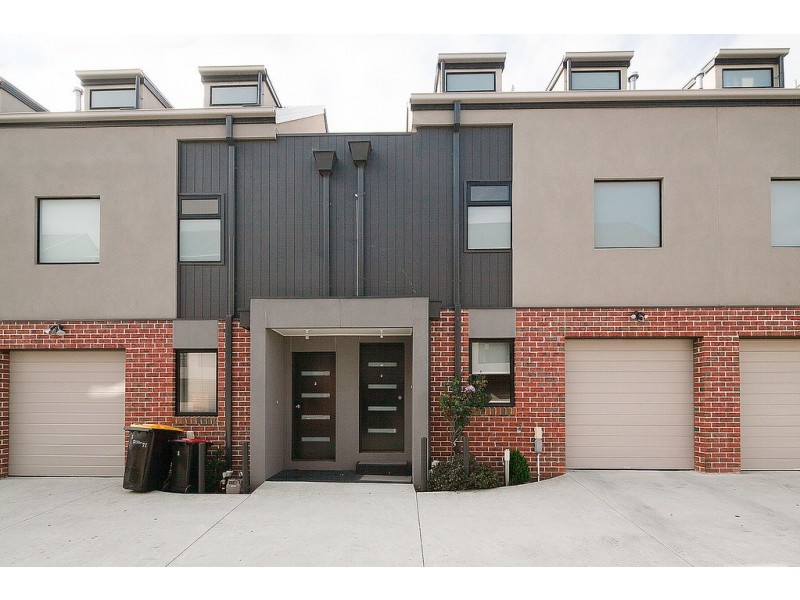 2/71 Potter Street, Dandenong VIC 3175
