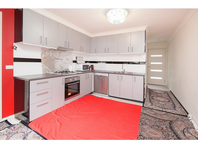 2/71 Potter Street, Dandenong VIC 3175