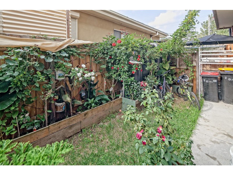 2/71 Potter Street, Dandenong VIC 3175