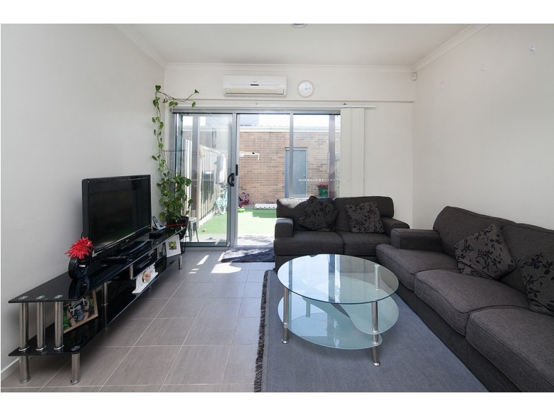 11a Huckson St, Dandenong VIC 3175