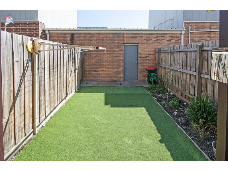 11a Huckson St, Dandenong VIC 3175