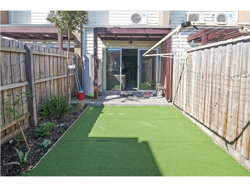 11a Huckson St, Dandenong VIC 3175