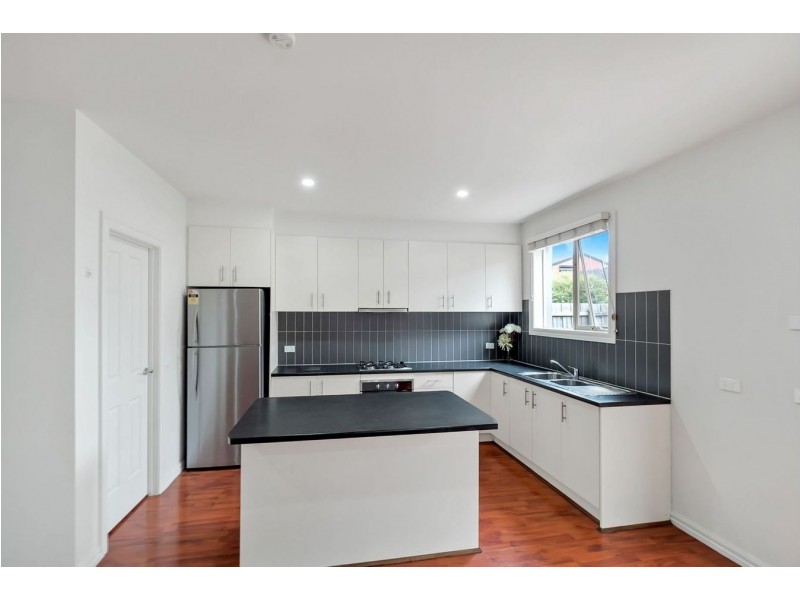 5/16 Macpherson Street, Dandenong VIC 3175