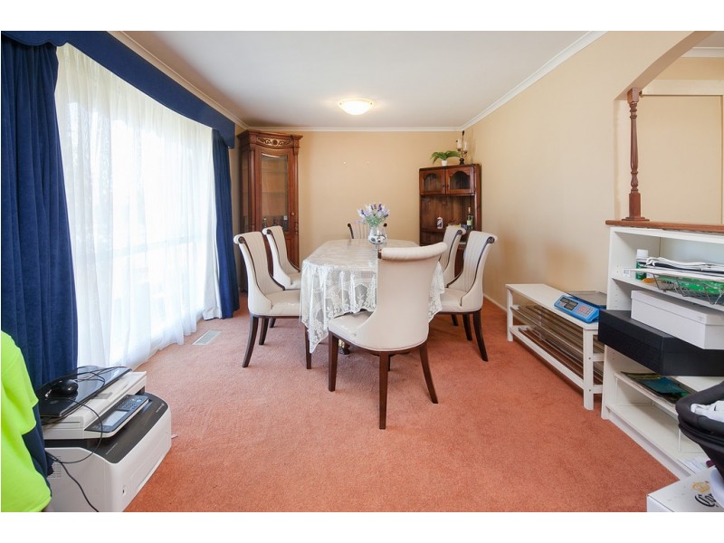 8 Dotterel Close, Doveton VIC 3177