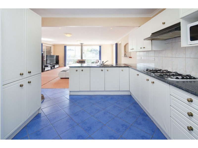 8 Dotterel Close, Doveton VIC 3177