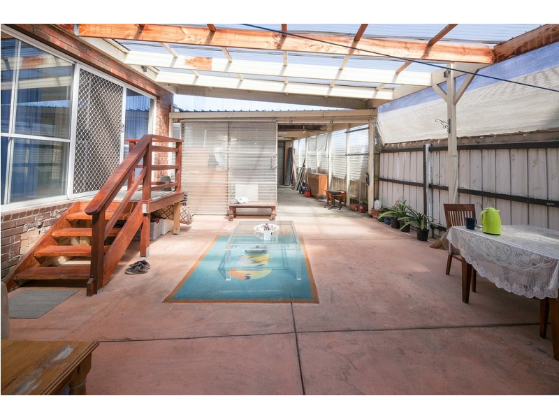 8 Dotterel Close, Doveton VIC 3177
