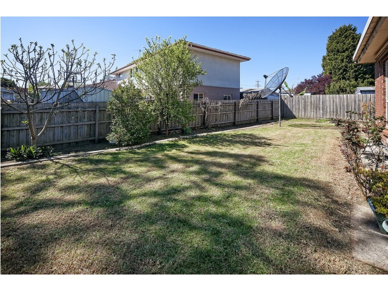 8 Dotterel Close, Doveton VIC 3177