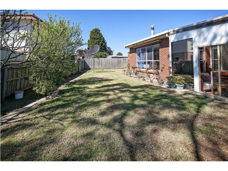 8 Dotterel Close, Doveton VIC 3177