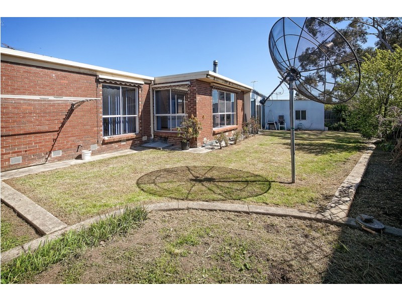 8 Dotterel Close, Doveton VIC 3177