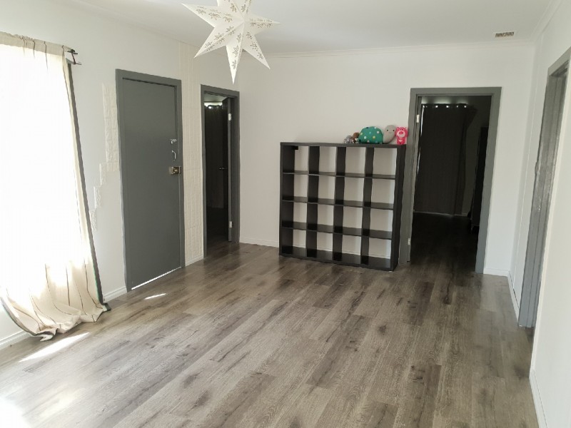 49 Kanooka Grove, Doveton VIC 3177