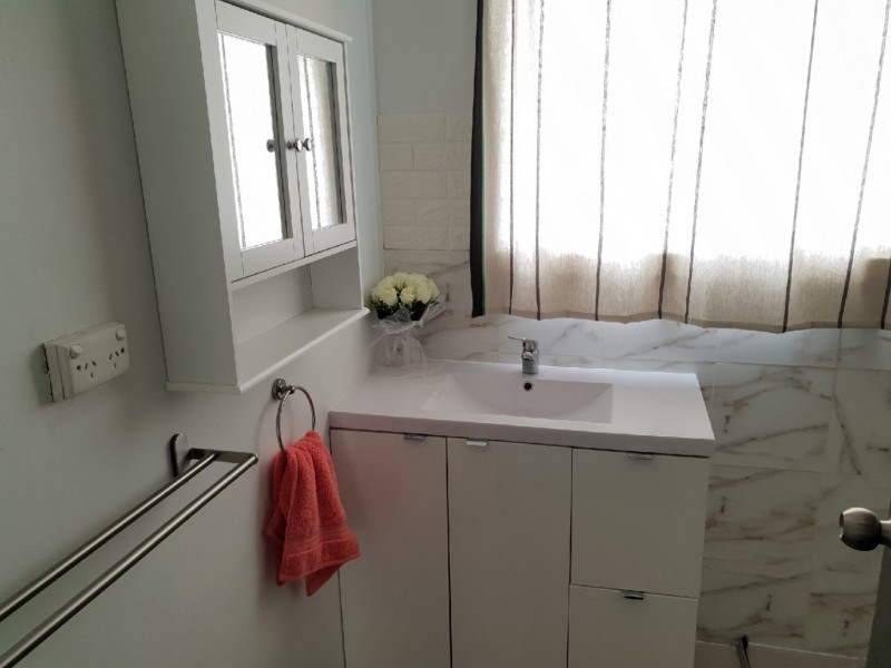 49 Kanooka Grove, Doveton VIC 3177