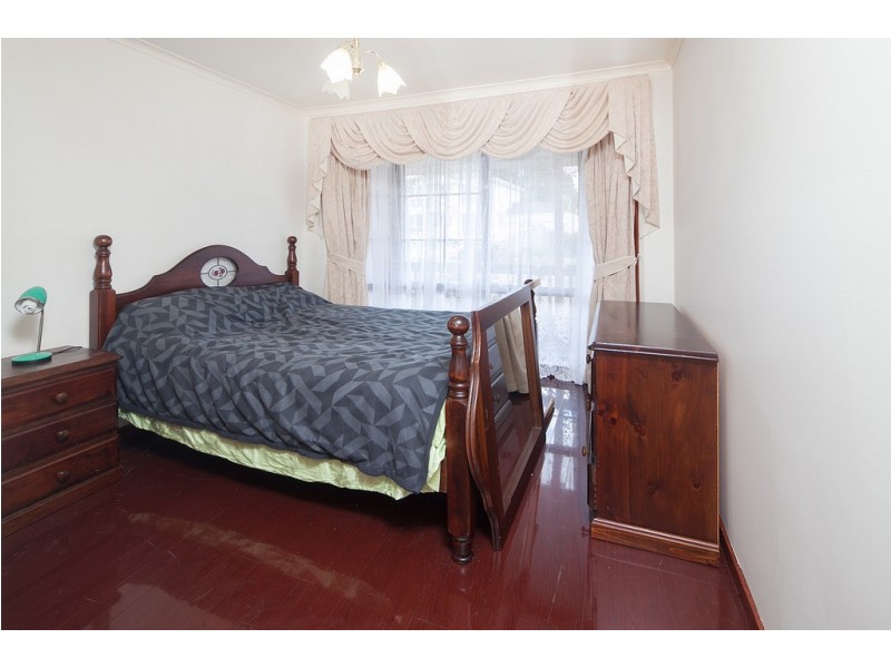 16 George Bass Avenue, Endeavour Hills VIC 3802