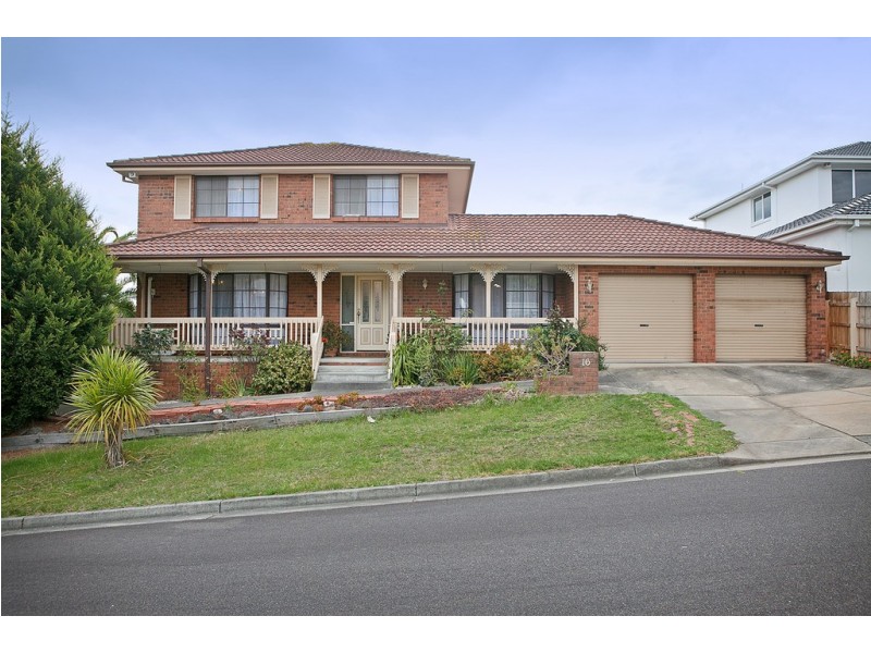 16 George Bass Avenue, Endeavour Hills VIC 3802