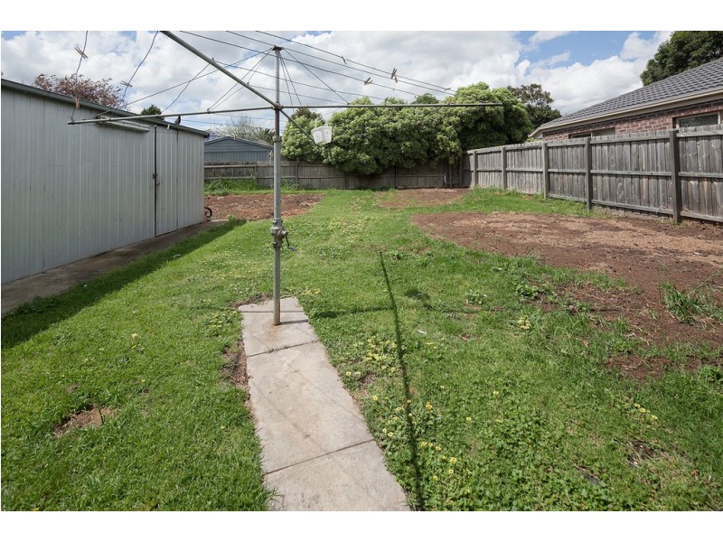 3 Cedar Street, Doveton VIC 3177