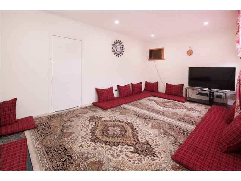 3 Cedar Street, Doveton VIC 3177