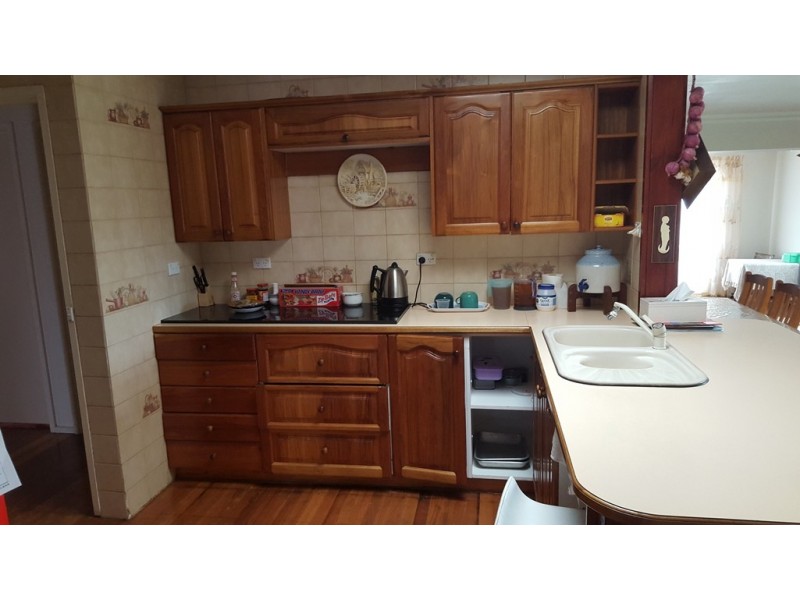 13 Redstart St, Doveton VIC 3177