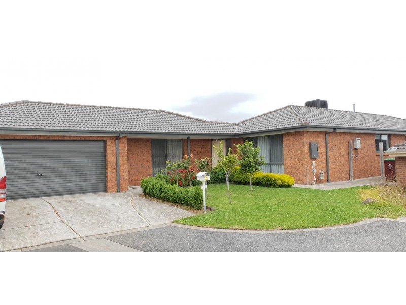 11 Golden Wattle Court, Cranbourne VIC 3977