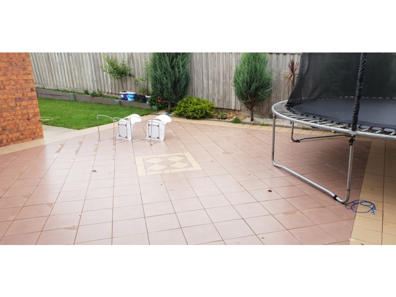 11 Golden Wattle Court, Cranbourne VIC 3977