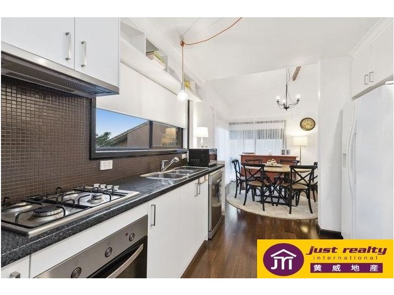 12 Oban Close, Endeavour Hills VIC 3802