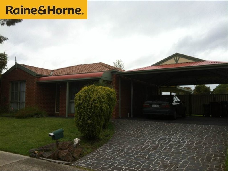29 Glencairn Ave, Hallam VIC 3803