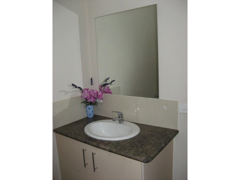 4/40-42 Wattle Drive, Doveton VIC 3177