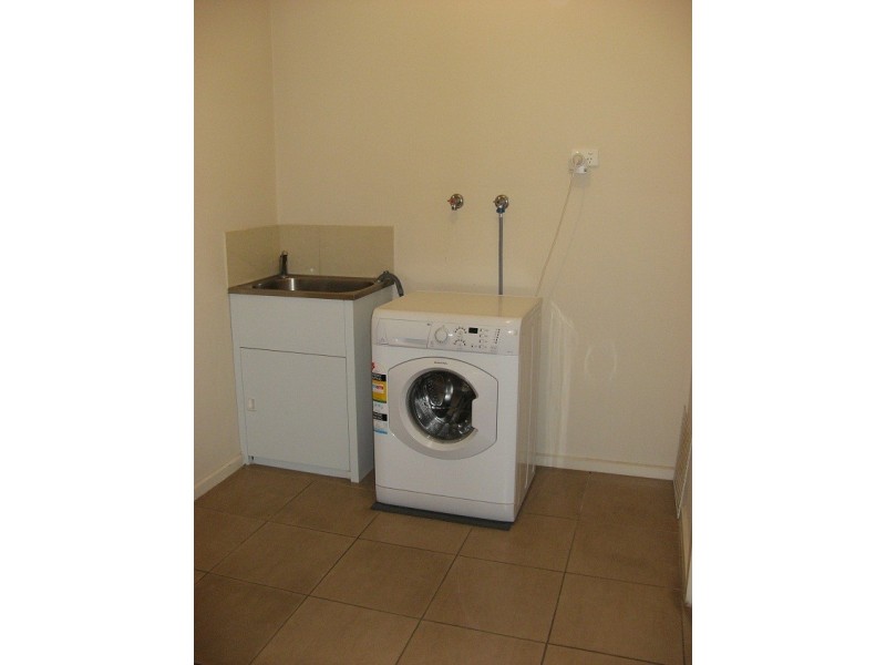 4/40-42 Wattle Drive, Doveton VIC 3177