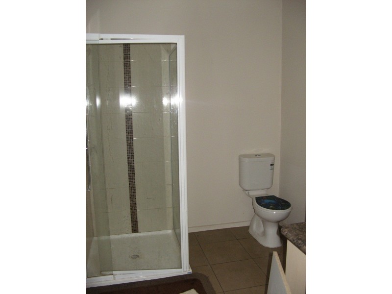 4/40-42 Wattle Drive, Doveton VIC 3177