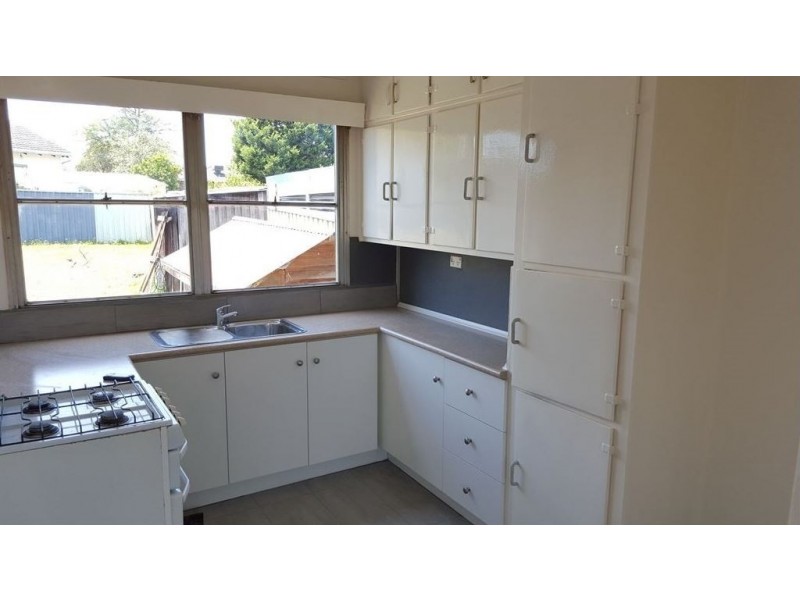 8 Boobyalla Street, Doveton VIC 3177