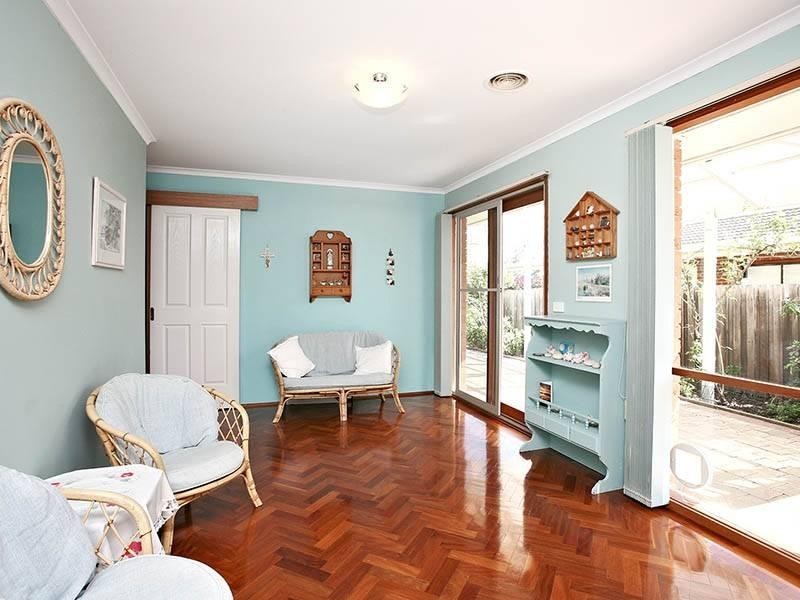 51 Warrawong Dr, Berwick VIC 3806