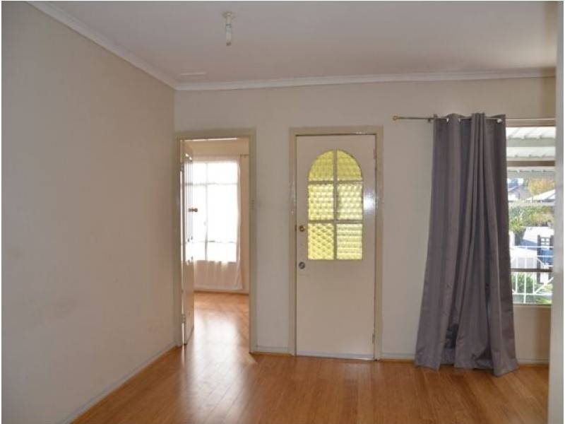 37 Wattle Dr, Doveton VIC 3177