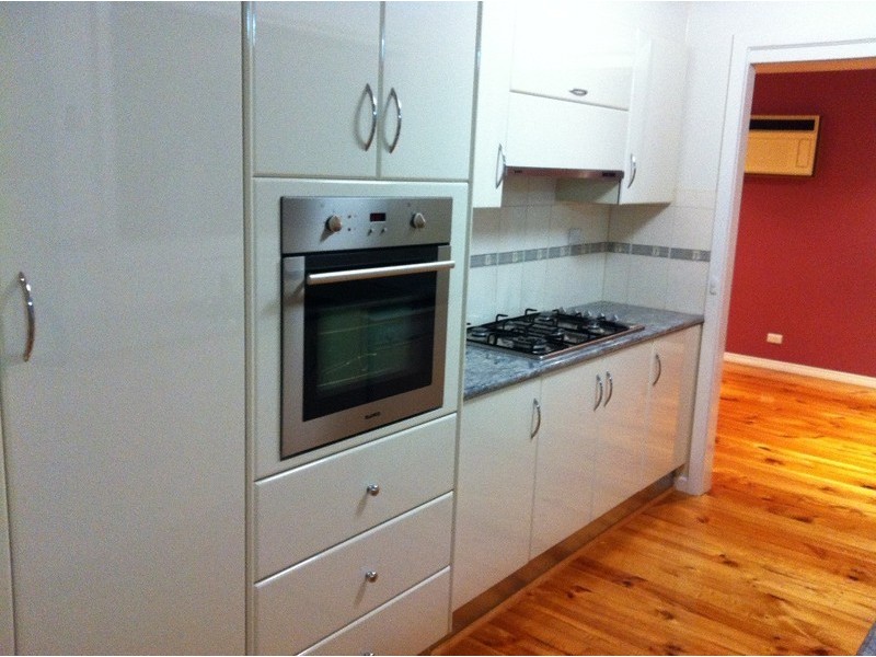 63 Sydney Parkinson Ave, Endeavour Hills VIC 3802