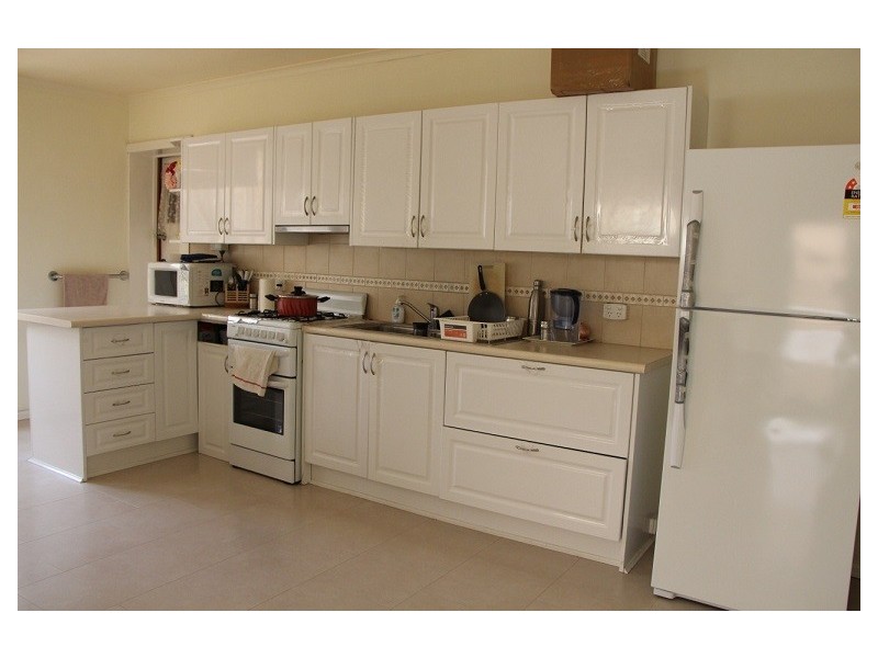 2/148 Station Street, Aspendale VIC 3195