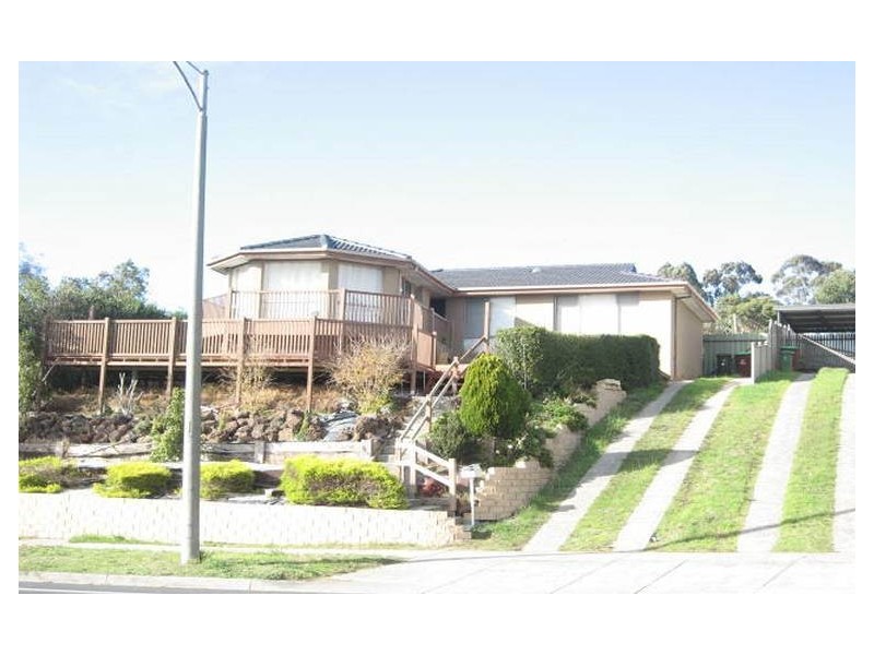 38 Scotsburn Way, Endeavour Hills VIC 3802