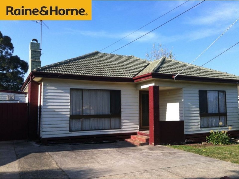 19 Masters Street, Dandenong VIC 3175