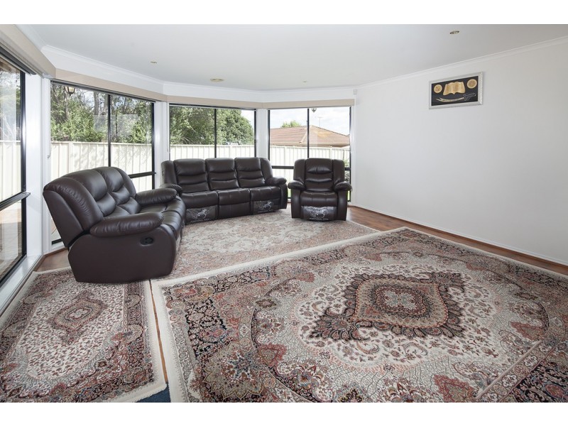 4 Ashbrook Way, Cranbourne West VIC 3977