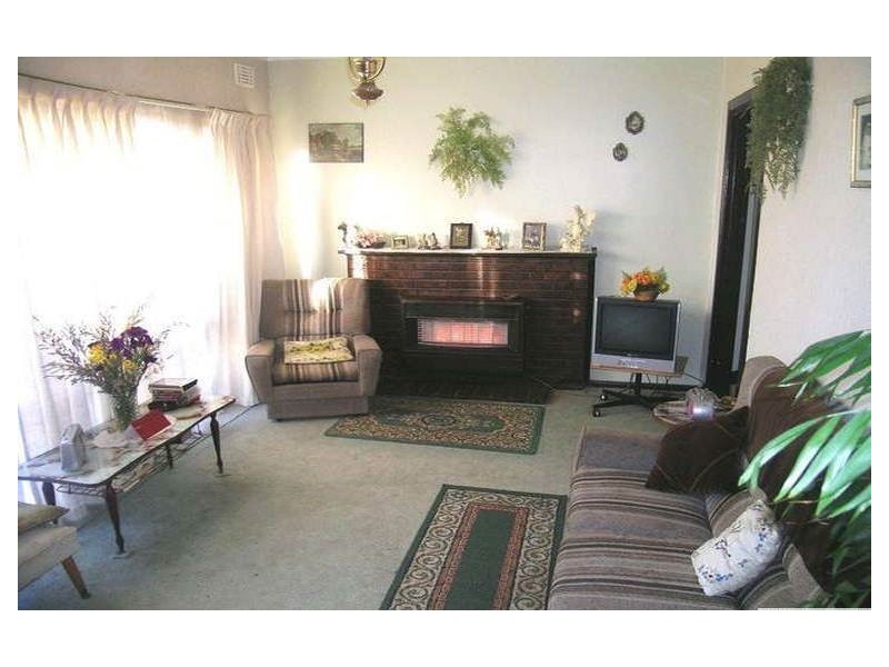 4 Cyrene St, Noble Park VIC 3174