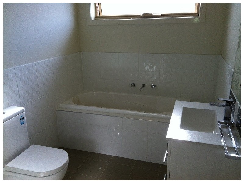 2/12 Prunus Grove, Doveton VIC 3177