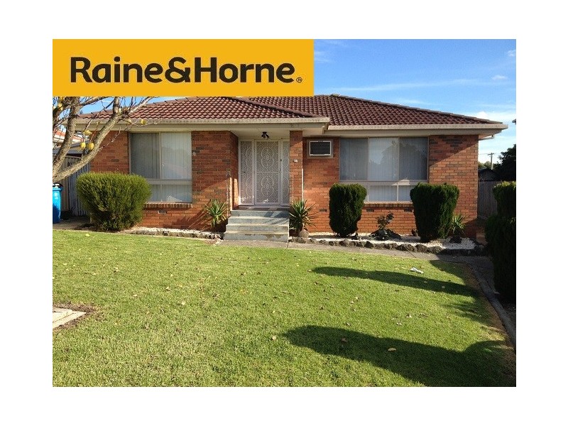 66 Springfield Crescent, Hampton Park VIC 3976