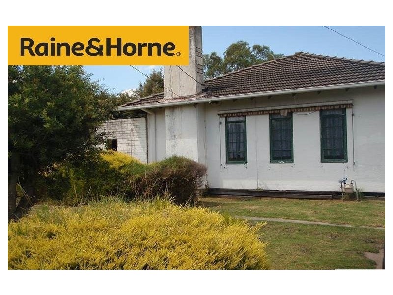 35 Tarata Dr, Doveton VIC 3177