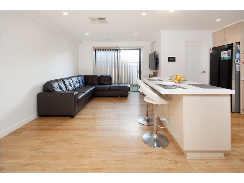 8b Doveton Ave, Eumemmerring VIC 3177