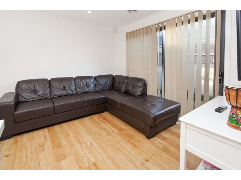 8b Doveton Ave, Eumemmerring VIC 3177