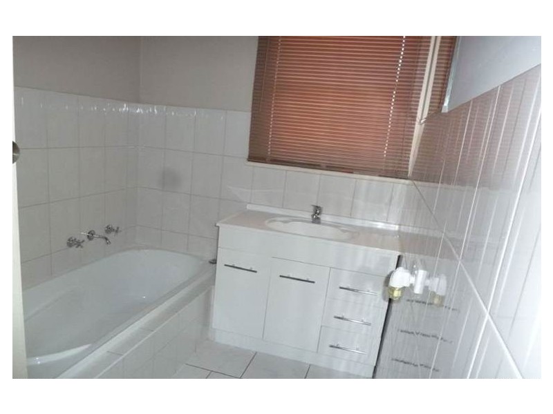 5 McNab Ct, Dandenong VIC 3175