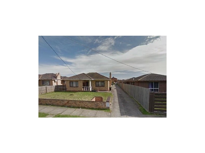 1/18 Canberra Avenue, Dandenong VIC 3175