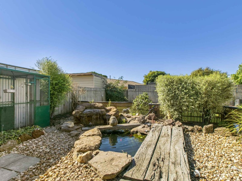 59 Hamilton Dr, Cranbourne North VIC 3977