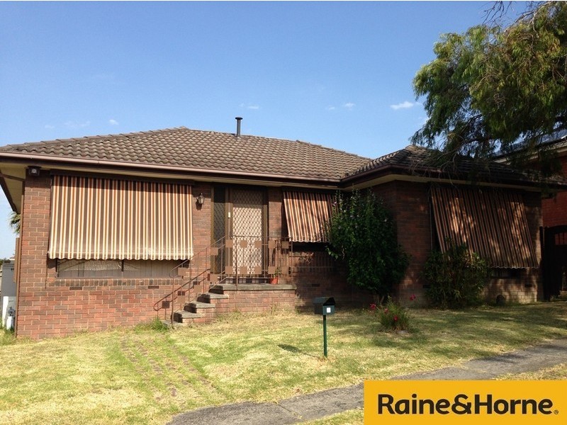 2 Cumberland Way, Endeavour Hills VIC 3802
