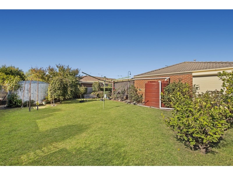 12 Brindalee Place, Cranbourne East VIC 3977