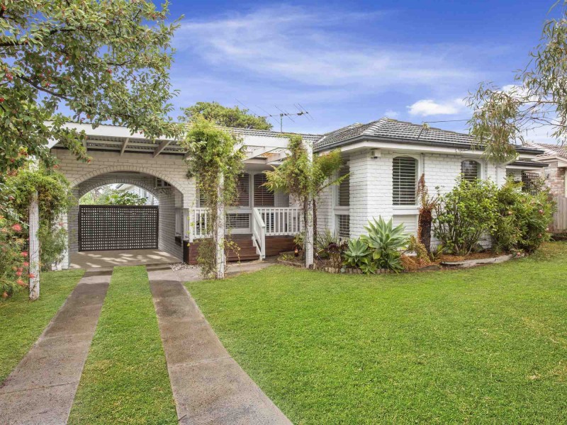 21 Spring Road, Junction Village VIC 3977