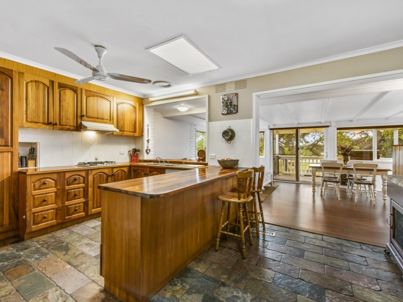 21 Spring Road, Junction Village VIC 3977
