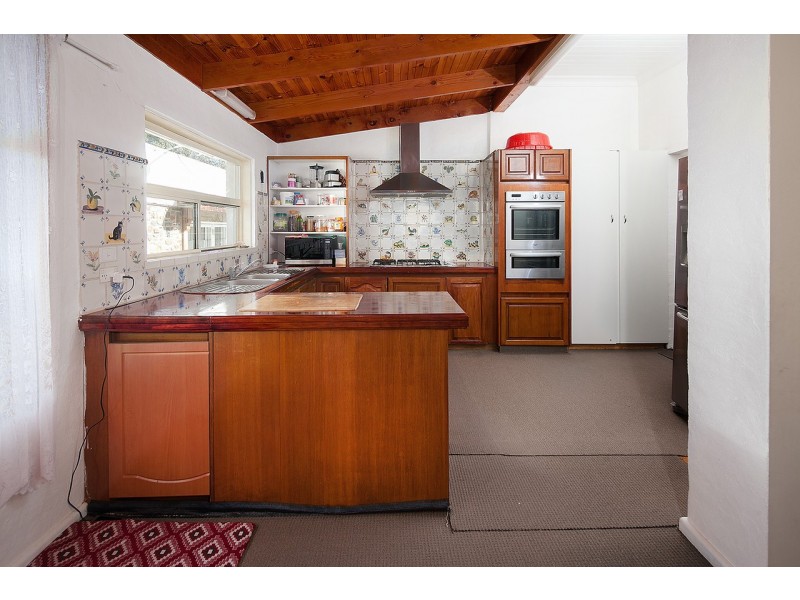 12 Ronald Street, Dandenong VIC 3175