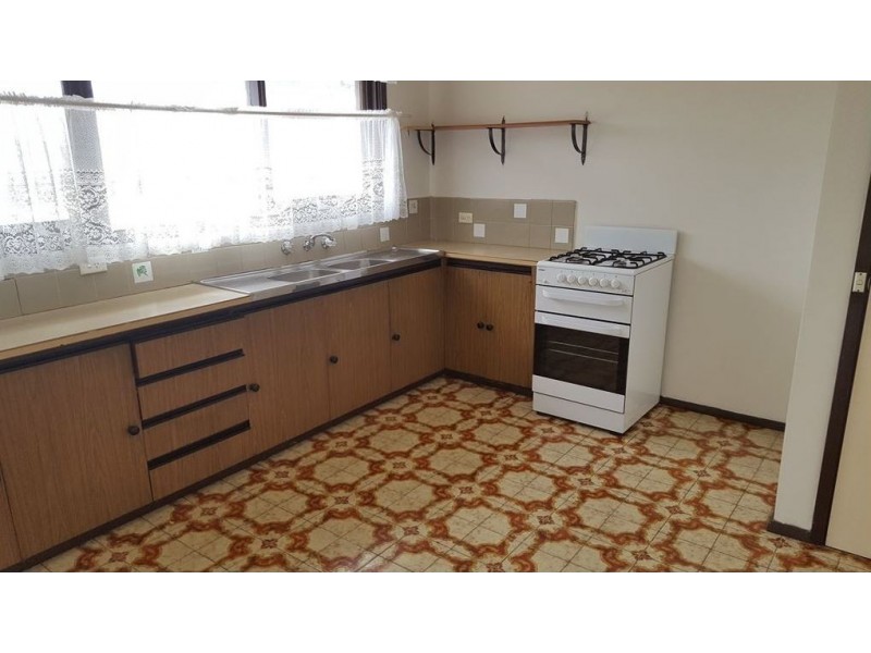 35 Sheoak Street,, Doveton VIC 3177